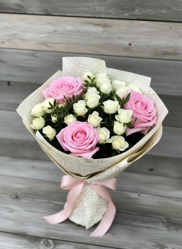 Букет цветов из: Розы в Турочак