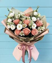 Букет цветов из:  Розы, Альстромерии и Лизиантусы в Турочак