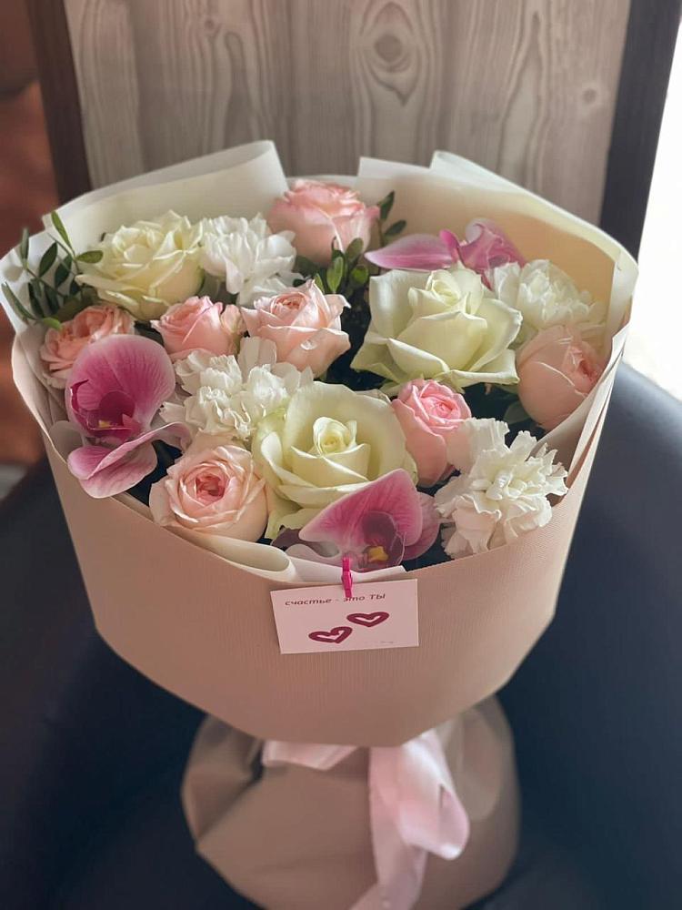 Букет цветов из: Орхидеи, Розы и Гвоздики в Турочак