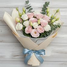 Букет цветов из:  Лизиантусы в Турочак