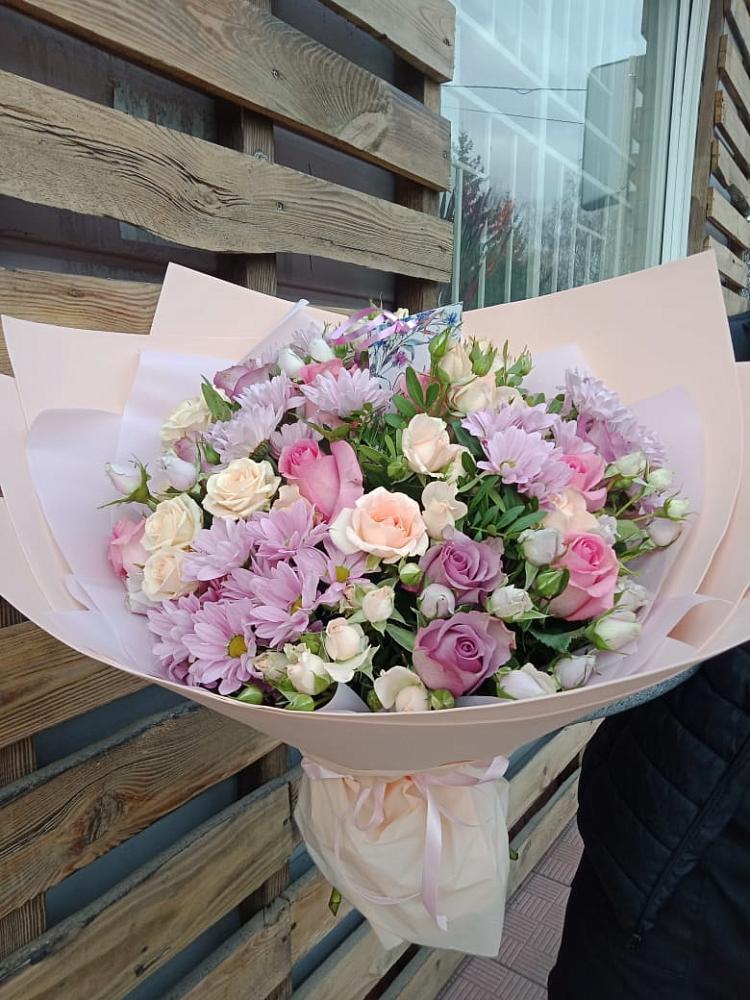 Букет цветов из: Розы и Хризантемы в Турочак