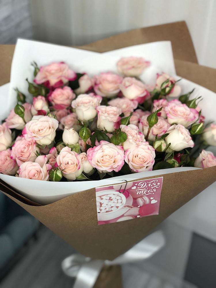 Букет цветов из: Розы в Турочак