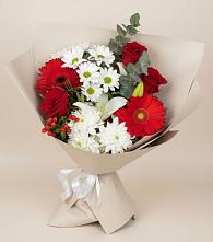 Букет цветов из:  Розы, Хризантемы, Герберы и Лилии в Турочак