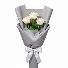 Букет 3 белые розы в Турочак
