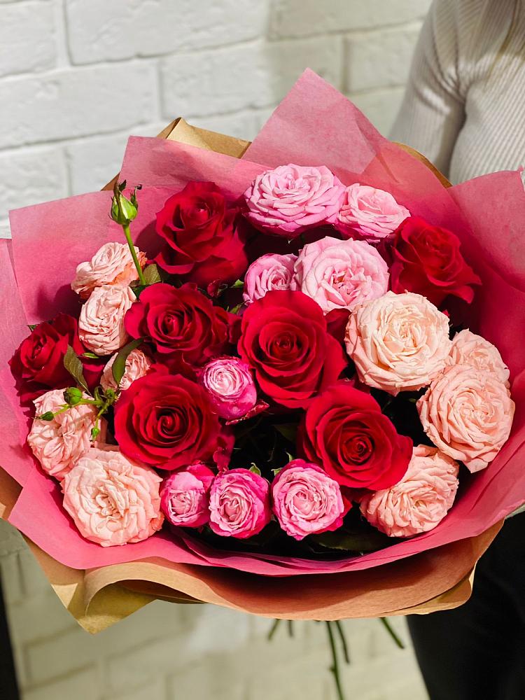 Букет цветов из: Розы в Турочак