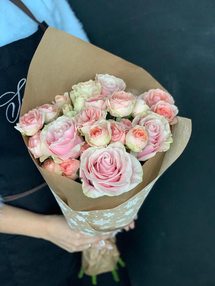 Букет цветов из: Хризантемы и Розы в Турочак