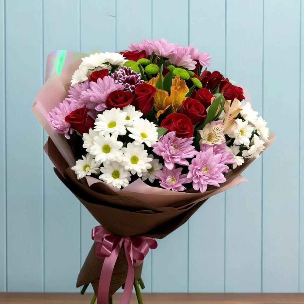 Букет цветов из: Розы, Хризантемы и Альстромерии в Турочак