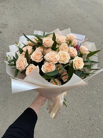 Букет Кремовые розы Латте в Турочак
