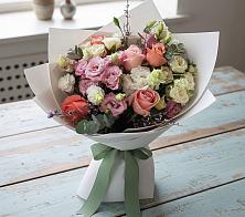 Букет цветов из:  Розы, Лизиантусы и Гвоздики в Турочак