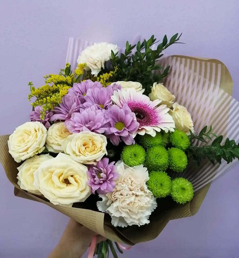 Букет цветов из: Хризантемы, Розы, Гвоздики и Герберы в Турочак