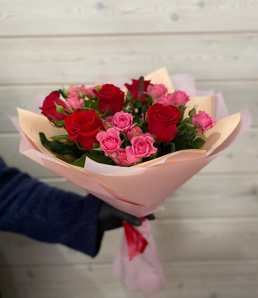 Букет цветов из: Розы в Турочак