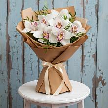 Букет цветов из:  Орхидеи и Розы в Турочак
